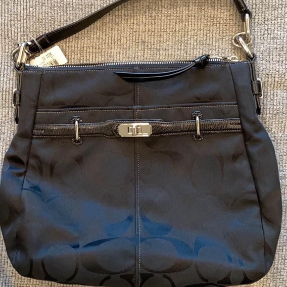 Coach handbag - Picture 1 of 3